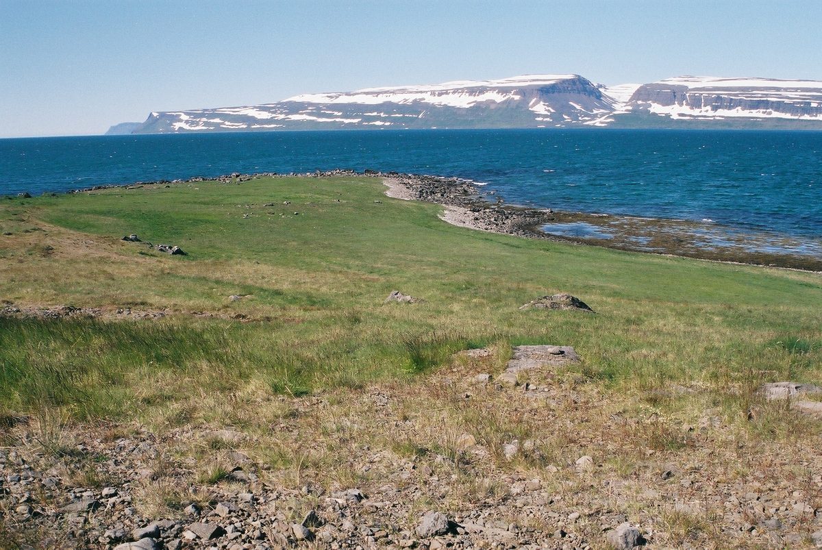 Snæfjallaströnd — aurora viewing location in Westfjords, Iceland